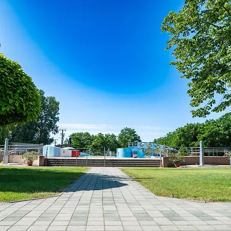 Sarkany Es Apartmán